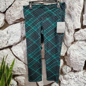 Athleta Plaid Chaturanga Capris Leggings Workout Gym New Women's S